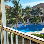 Overlooking the pool and all the sunning locations.

Looking Southwest.